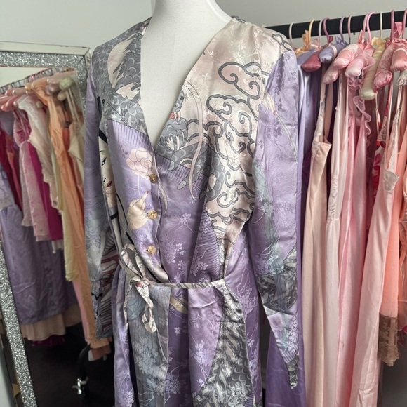 Vintage 100% Silk Kimono Robe Duster w Print japanese dragon geisha XL lavender - Picture 3 of 15
